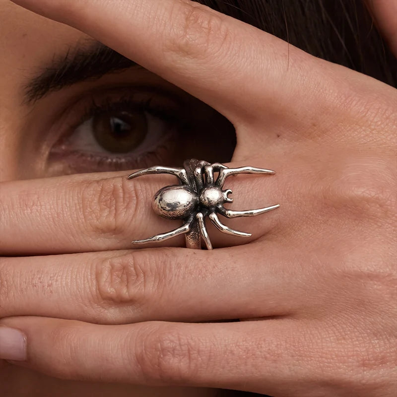 Untamed Spider Ring